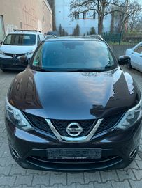 Nissan Qashqai - 2