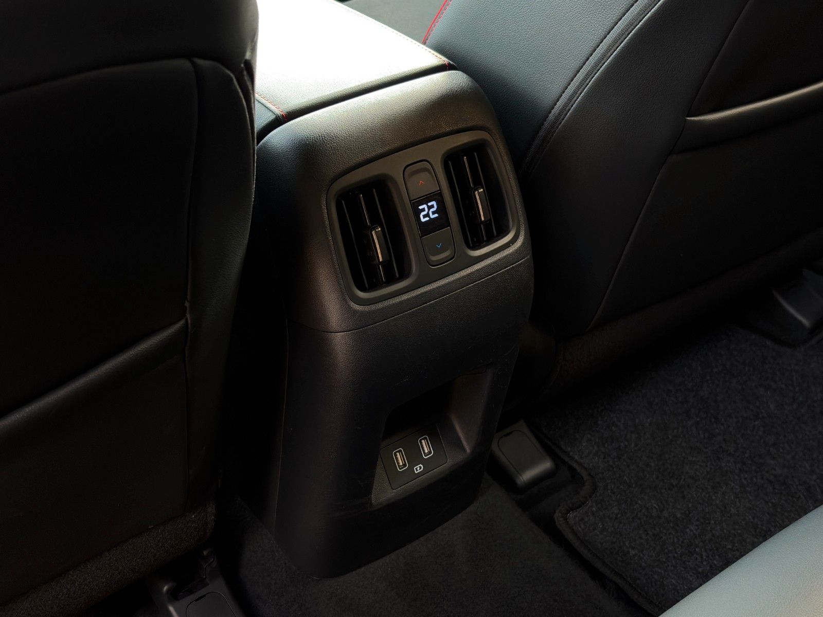 Fahrzeugabbildung Hyundai Tucson 1.6 GDI N-Line PHEV 4WD Kamera AHK ACC