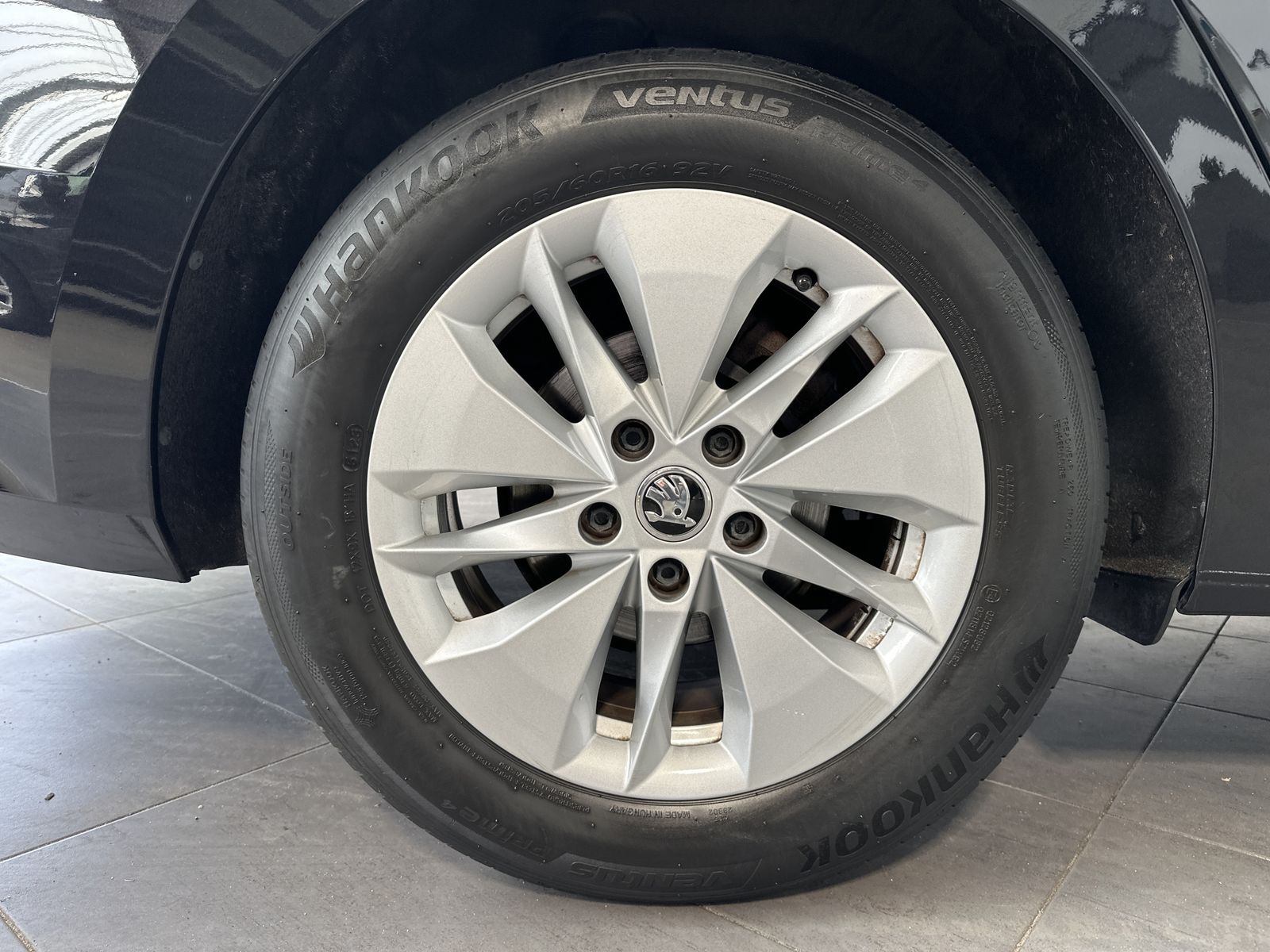 Fahrzeugabbildung SKODA Octavia 2.0 TDI DSG Ambition NAV+LED+VCOCK+LHZG