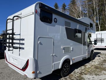 Sunlight A 68 6 Personen Camper 