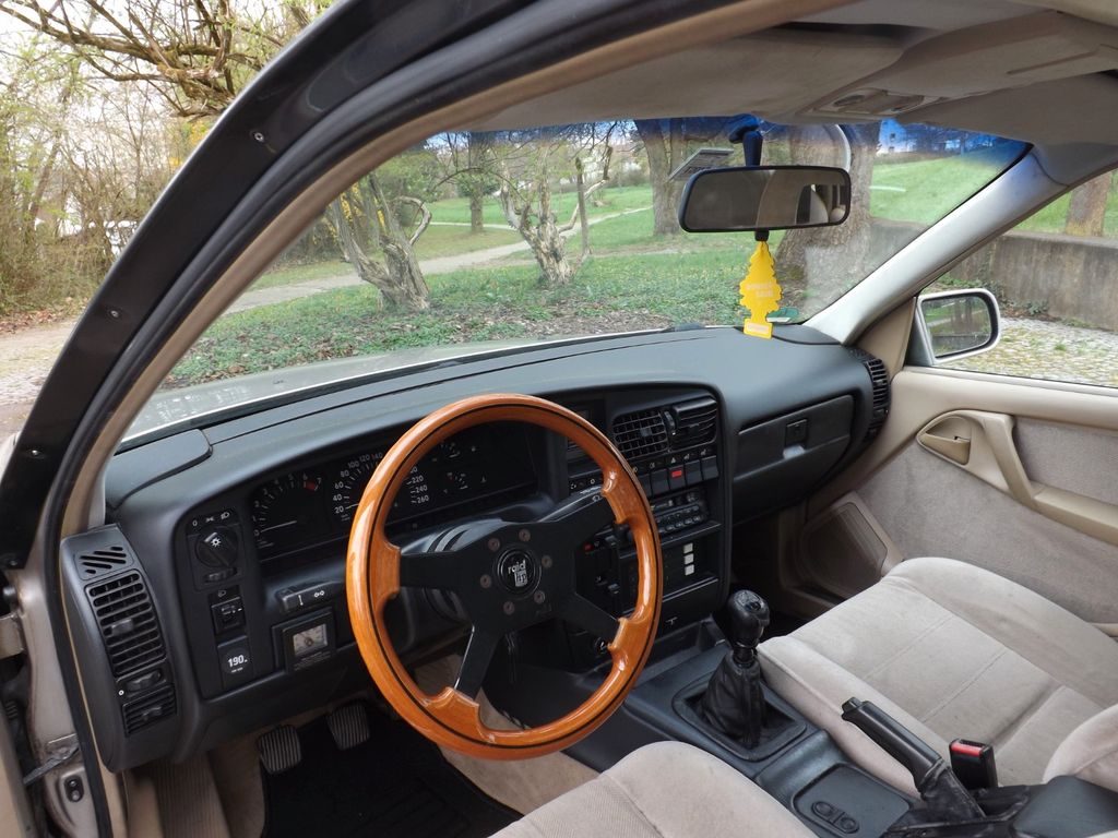 Opel Omega