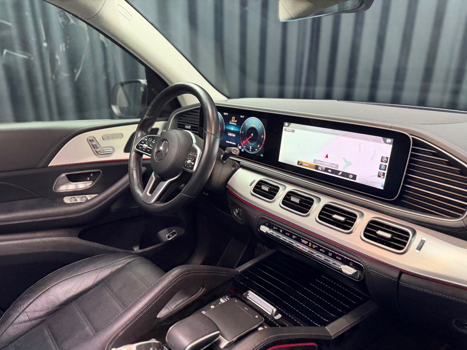Fahrzeugabbildung Mercedes-Benz GLE 350 d 4Matic |AMG-LINE|AHK|PANO