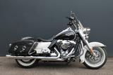 Harley-Davidson Road King Classic KessTech Klappenauspuff - HARLEY-DAVIDSON HAMBURG
