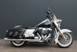 Harley-Davidson Road King Classic KessTech Klappenauspuff - HARLEY-DAVIDSON HAMBURG