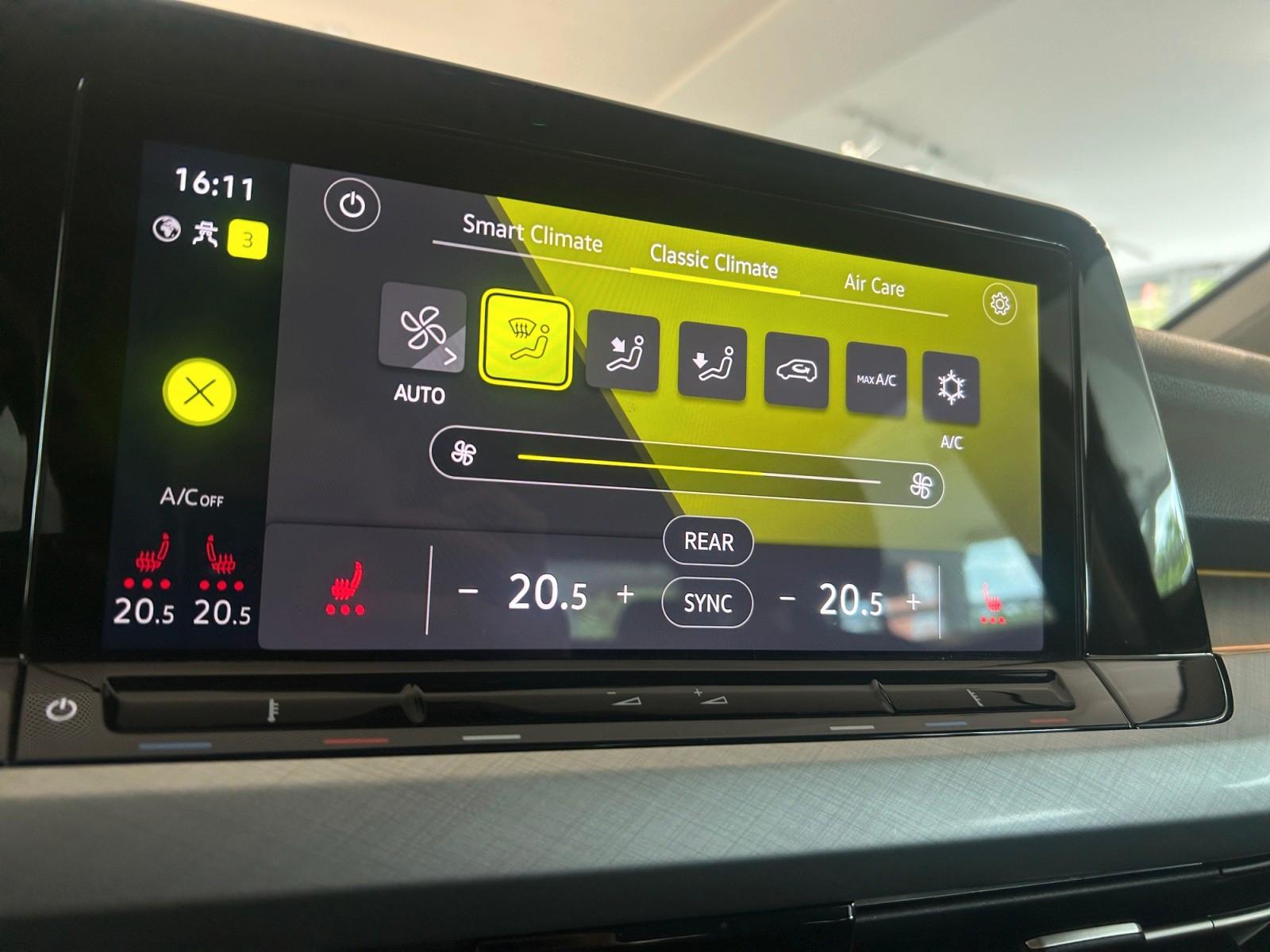 Volkswagen Golf VIII Lim. 1.0 Life SHZ ACC APP LED VIRTUAL, миниатюра 17