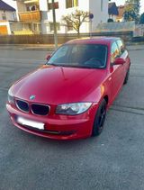 BMW 1er 116 Benzin 129000km TÜV Sommer 2024 - BMW aus 2009: 1er