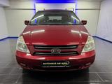 Kia Carnival 2.7 V6 EX LPG-AUTOGAS LEDER SZH PDC AHK - Kia Carnival: Leder