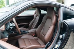 PORSCHE 992.2 Carrera 4 GTS / COUPE / 18 WEGE / LED PORSCHE 992.2 Carrera 4 GTS / COUPE / 18 WEGE / LED
