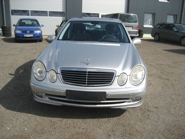 Mercedes-Benz E 240  4-Matic Avantgarde