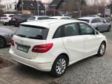 Mercedes-Benz B 180 Navi Xenon PDC Tempomat Alu EU6 - Mercedes-Benz B 180 Gebrauchtwagen in Bremen