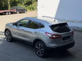 Nissan Qashqai Tekna LED Navi Sitzheizung KeylessGo 360 - Nissan Qashqai mit Diesel-Antrieb