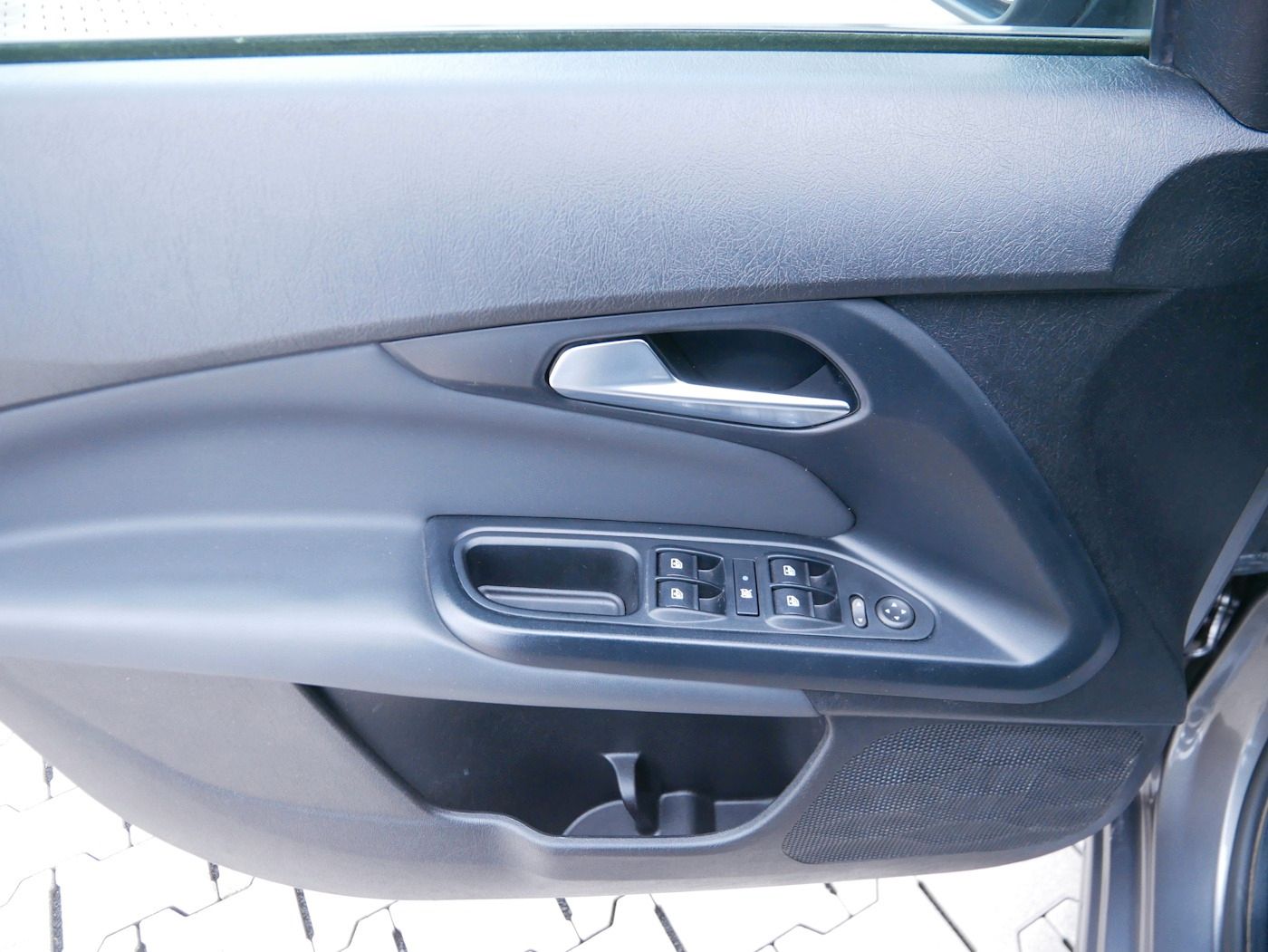 Fahrzeugabbildung Fiat Tipo Kombi 1.4 T-Jet S-Design Kamera NAVI SHZ AL