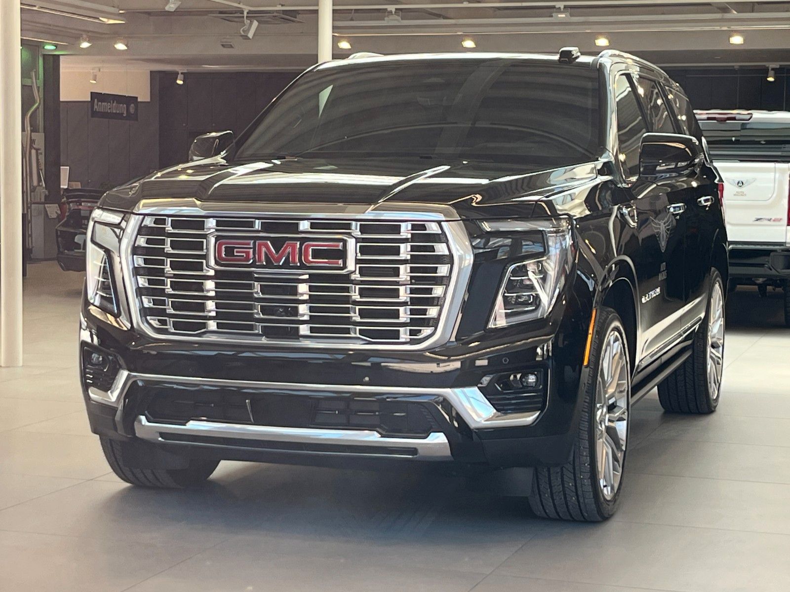 Fahrzeugabbildung GMC Yukon Denali 6.2 V8*Luftfed.*360°*Head-Up