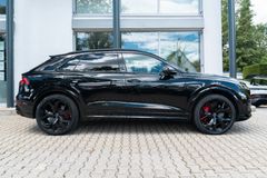 AUDI RSQ8 TFSI quattro/ AHK/ RS ESSENTIAL/ KERAMIK AUDI RSQ8 TFSI quattro/ AHK/ RS ESSENTIAL/ KERAMIK