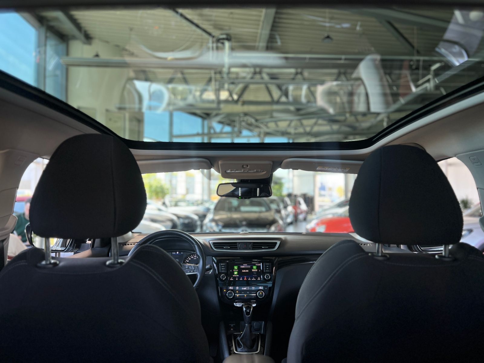 Fahrzeugabbildung Nissan Qashqai Zama PANO 360° NAV SHZ ALU