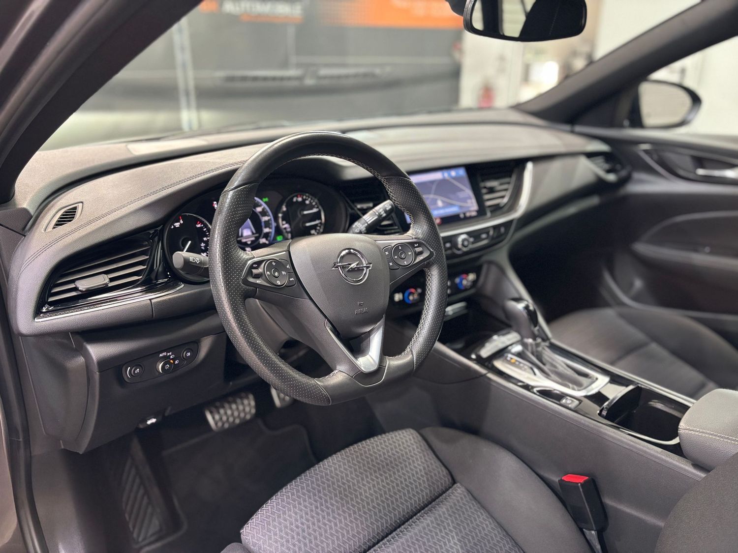 Fahrzeugabbildung Opel Insignia 2.0 CDTI Elegance#LED#Kamera#Spur