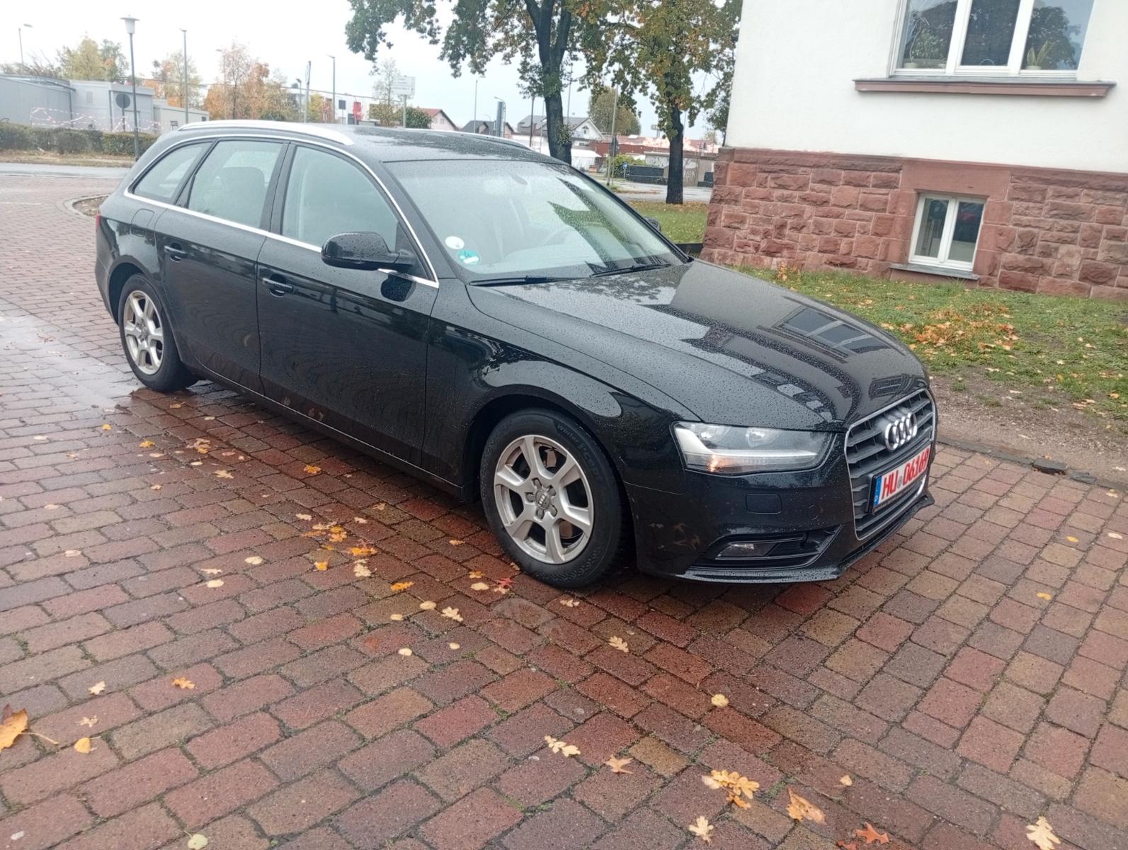 Audi A4 2012 — photo 16
