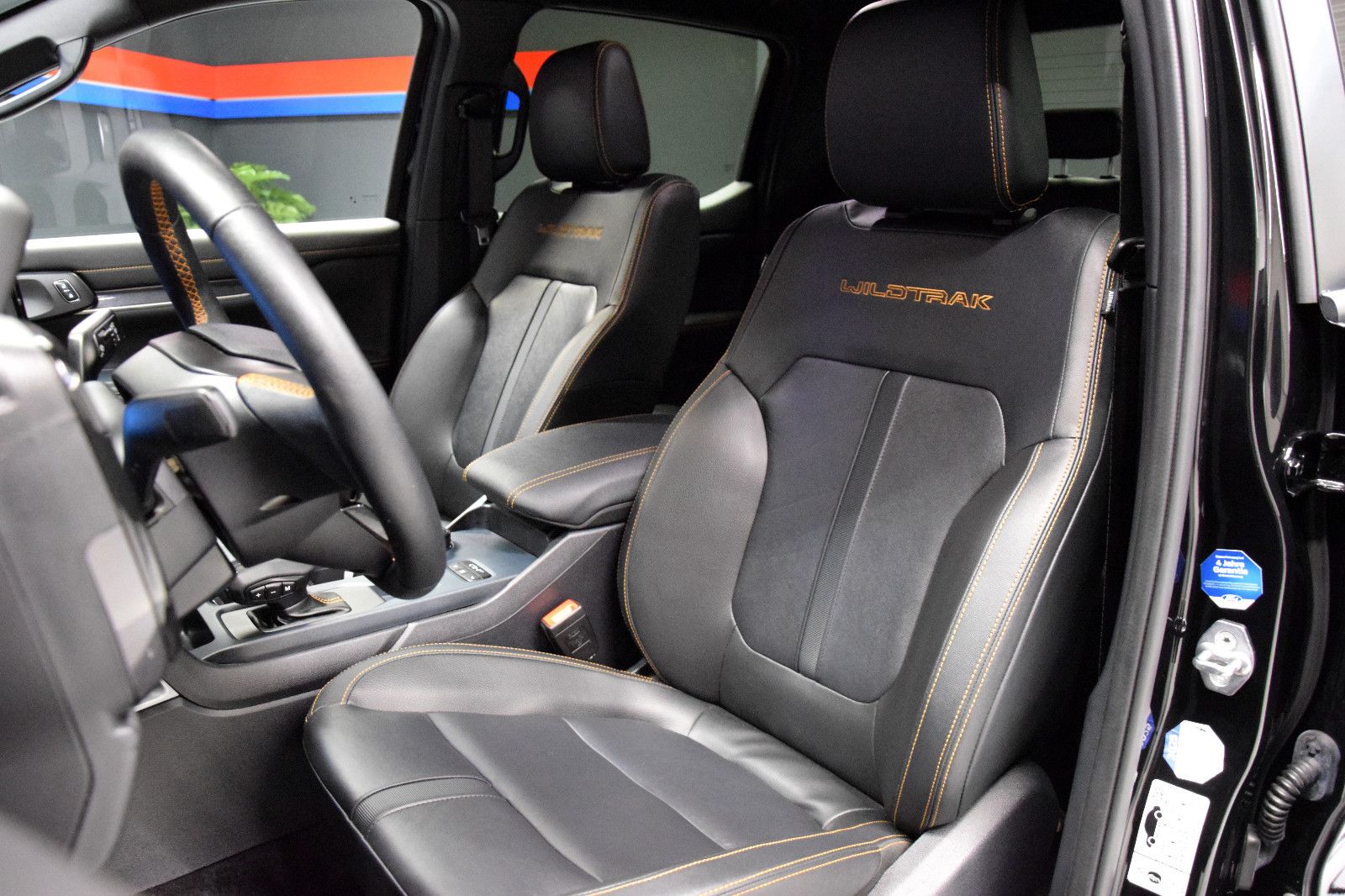 Fahrzeugabbildung Ford Ranger Wildtrak e-4WD Doppelkabine Automatik LED