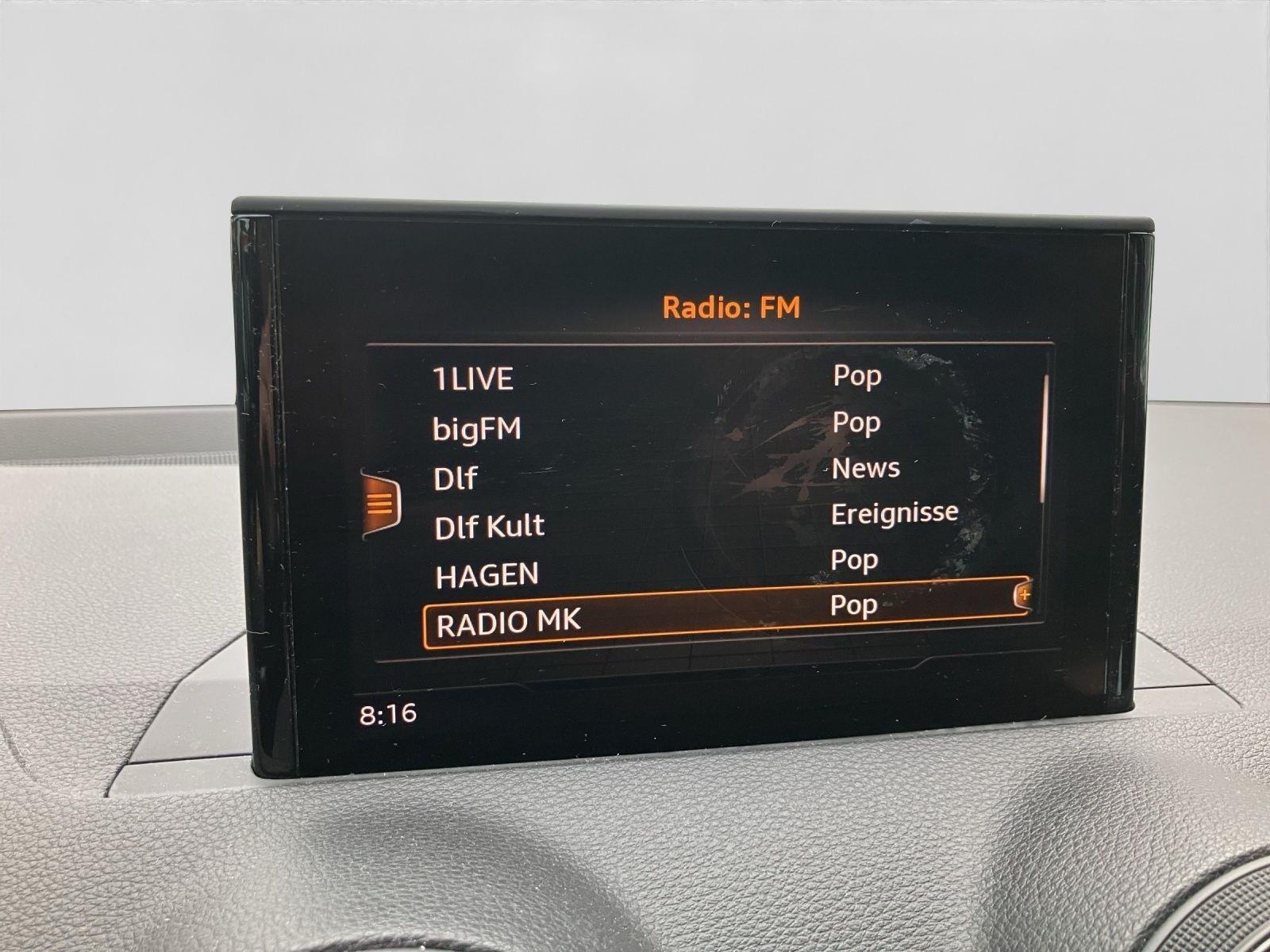 Audi Q2 30 TDI AHK LED LM