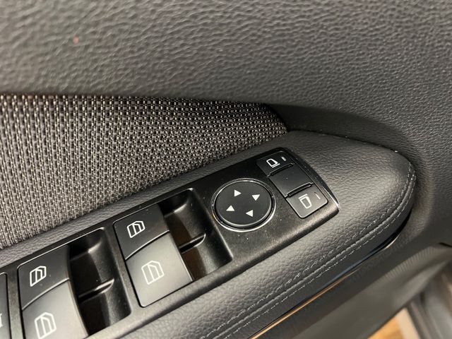 Mercedes-Benz E 350 BE / V6 / RENTNER / NUR 81.tKM/ GARANTIE Mercedes-Benz E 350 BE / V6 / RENTNER / NUR 81.tKM/ GARANTIE