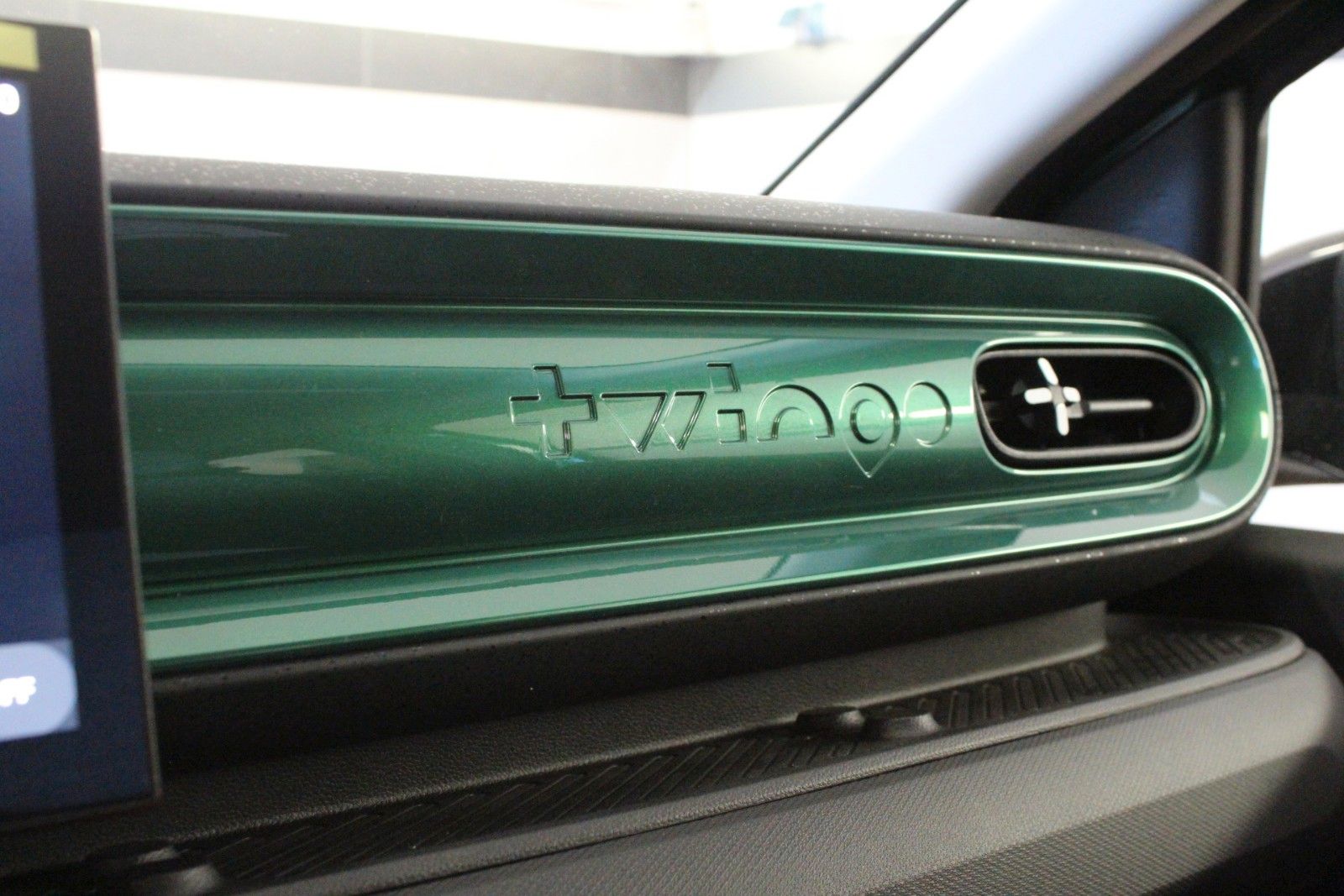 Fahrzeugabbildung Renault Twingo E-Tech 80 Urban Range *Vollausstattung*