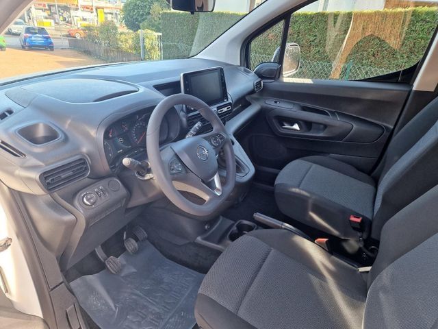 Fahrzeugabbildung Opel Combo E Cargo, Klima, Tempomat Berganfahrass. Re