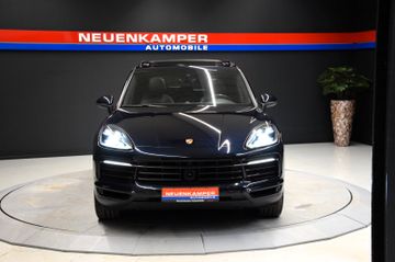 Porsche Cayenne - 2