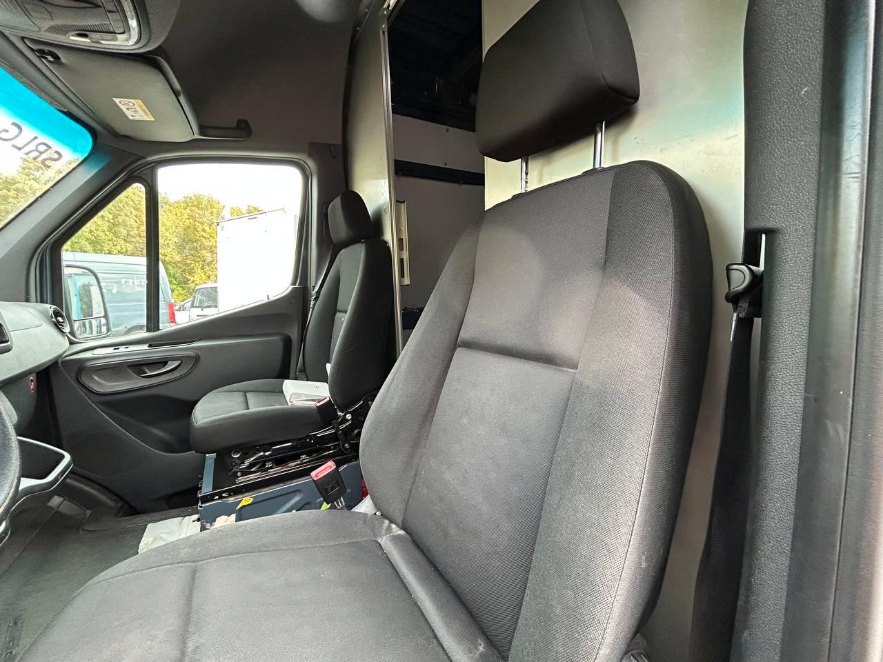 Mercedes-Benz eSprinter III Kasten L2 Automatik Klima Kamera