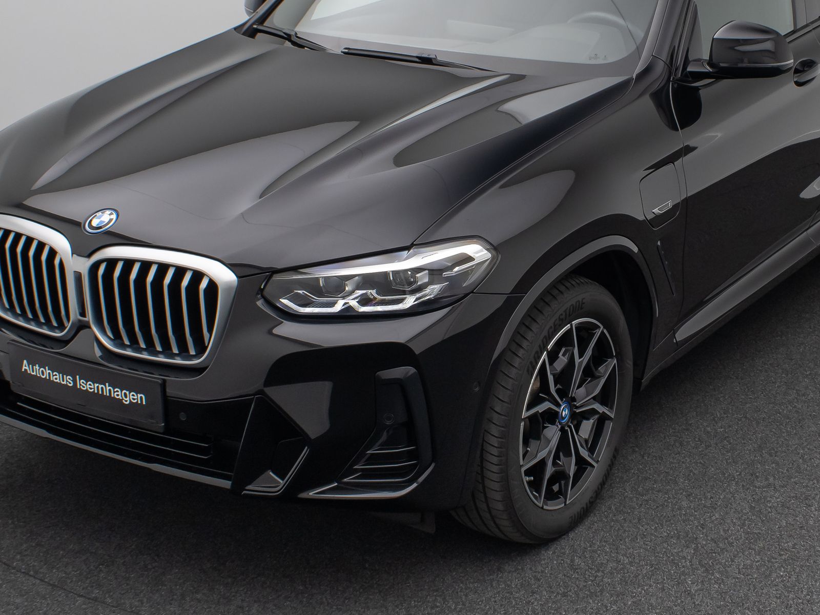 Fahrzeugabbildung BMW X3 xD30e M Sport DAB Kamera HiFi LED DriveAs 19"