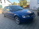 Volkswagen Passat 1.8 20V Limousine 8-Fach bereift - Volkswagen Passat mit Benzin-Antrieb: Limousine, 2.8
