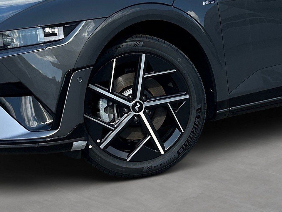 Fahrzeugabbildung Hyundai IONIQ 5 MY25 4WD N-LINE X PARK-P NAVI+BOSE+4xSHZ