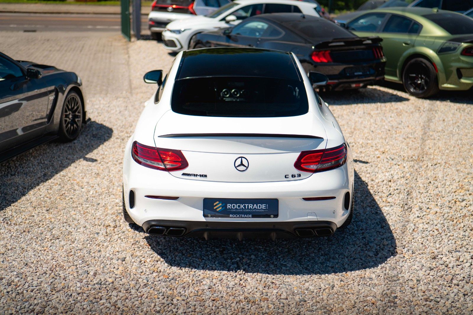 Fahrzeugabbildung Mercedes-Benz C 63 AMG Coupe Edition 1 Night Carbon *ACC*LED*