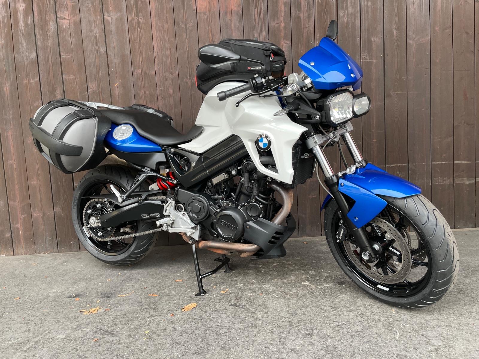 BMW F 800 R + Koffer