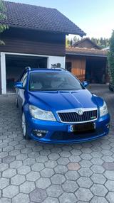 Skoda Octavia 2.0 TFSI DSG RS Combi RS - Skoda Octavia aus 2011: RS Combi