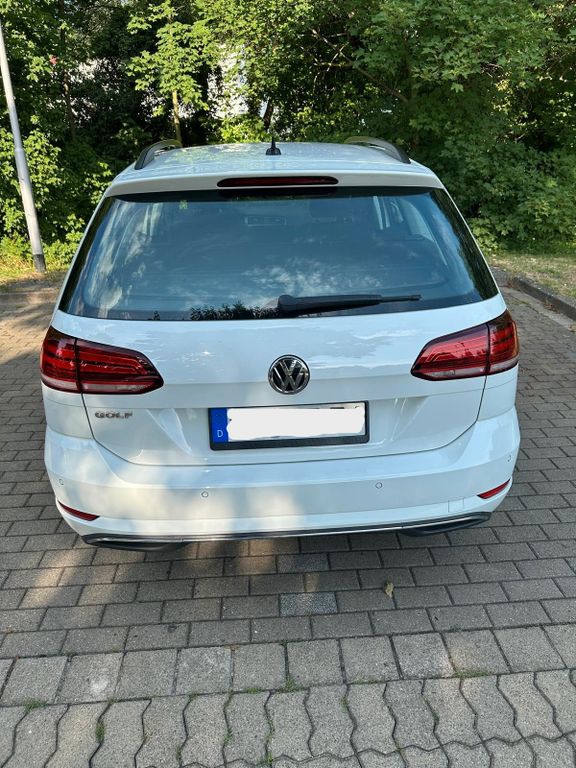 Image of Volkswagen Golf