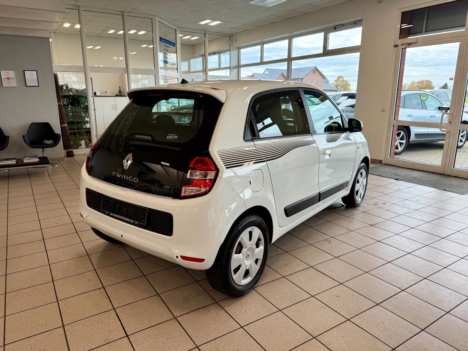 Fahrzeugabbildung Renault Twingo 1.0 SCe Dynamique