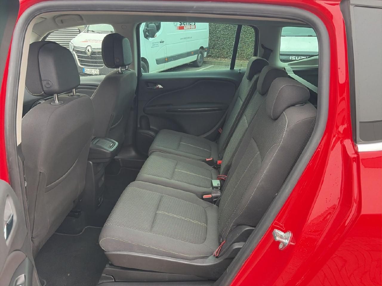 Fahrzeugabbildung Opel Zafira C 1,4 Innovation