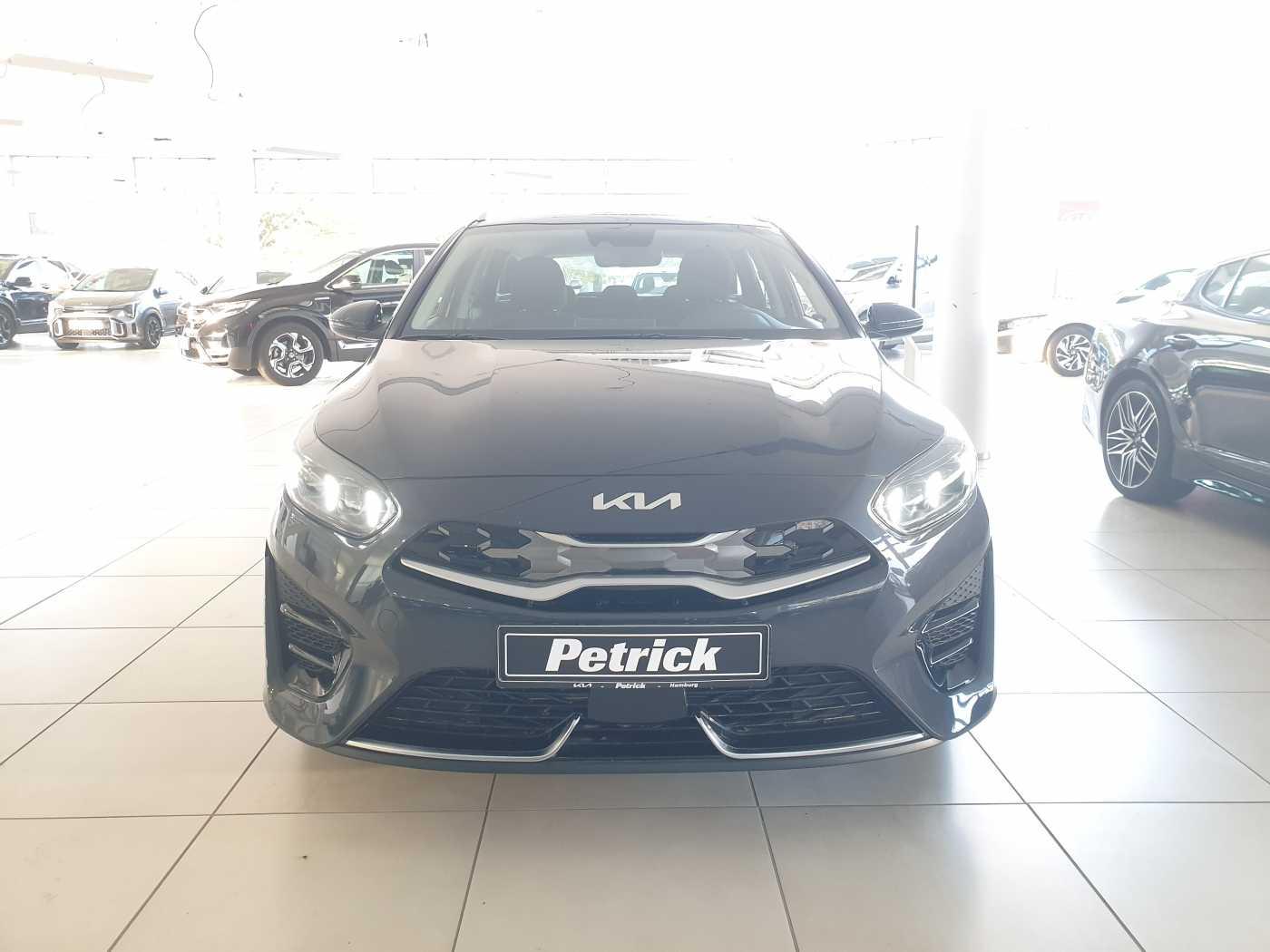 Kia CEED SW 1.6 PHEV Spirit | Navi | PDC