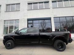 DODGE RAM 3500 Dually Crew Cab Limited 6.7TD HO