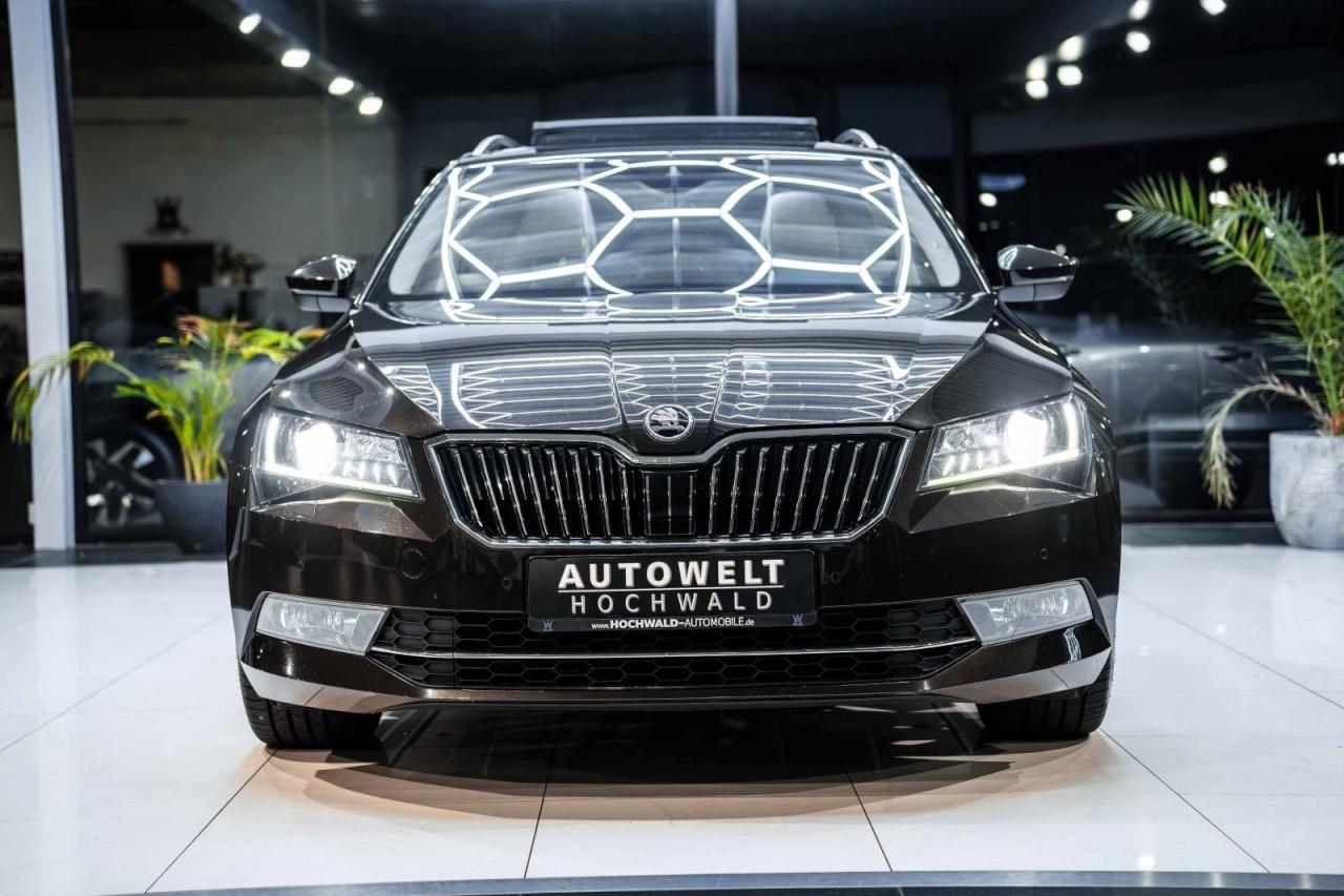 Skoda Superb Combi L&K 2.0 TDI 190 ch DSG 4x4 / Toit panoramique / Canton / Sièges ventilés / Chauffage auxiliaire