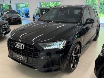 Audi Q7 - 1