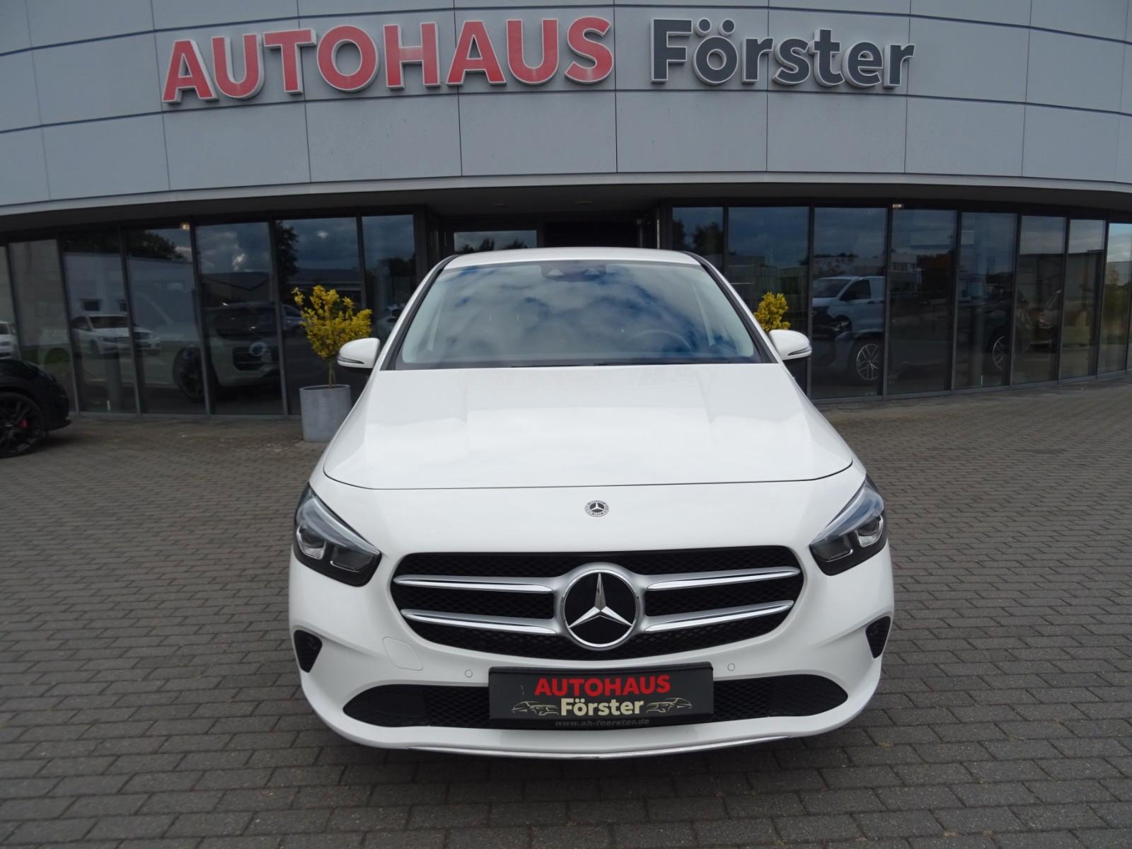 Mercedes-Benz B 200
