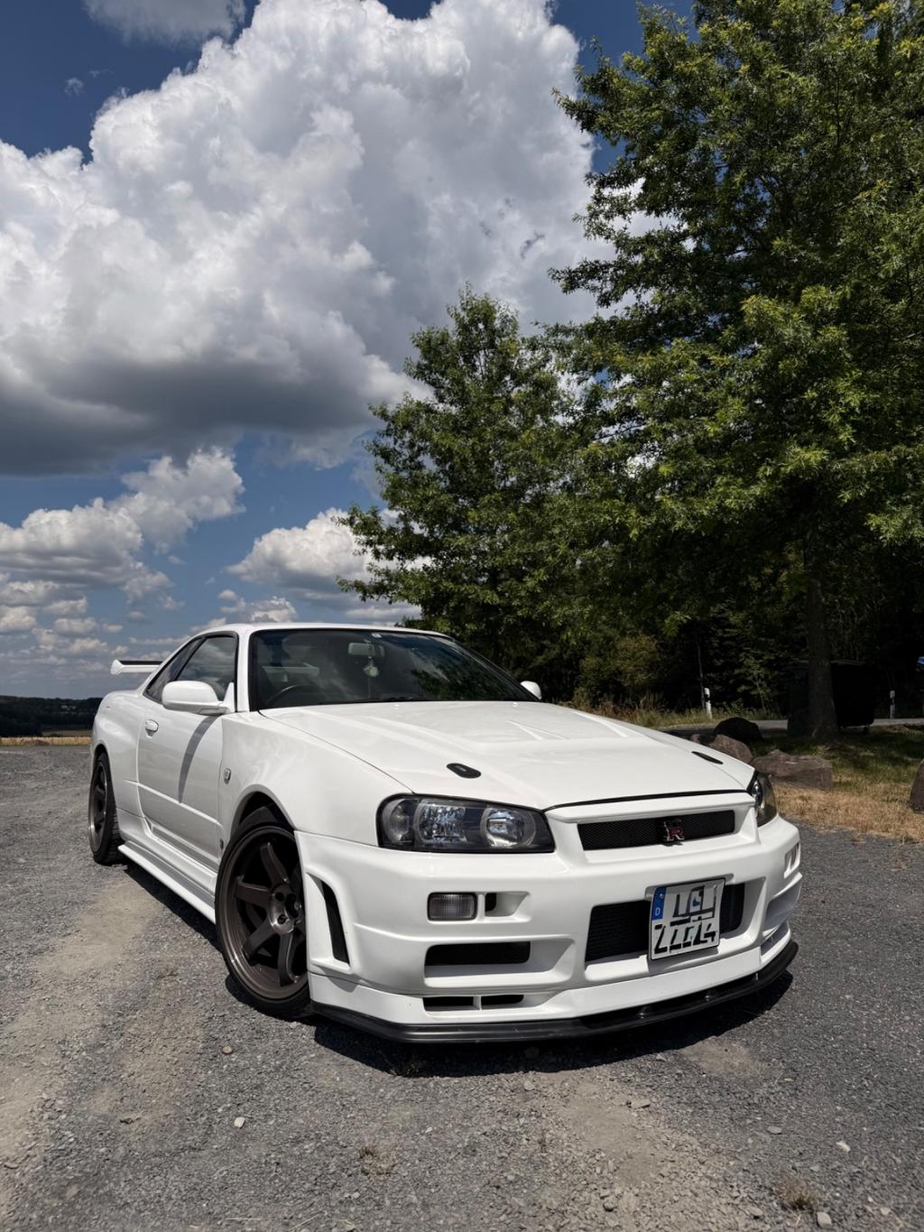 Nissan Skyline