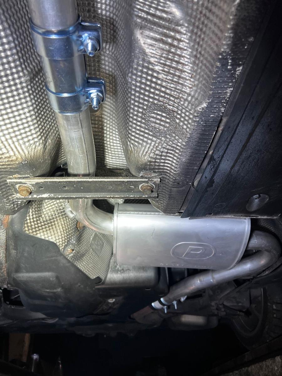 Audi A4 2004 — photo 14