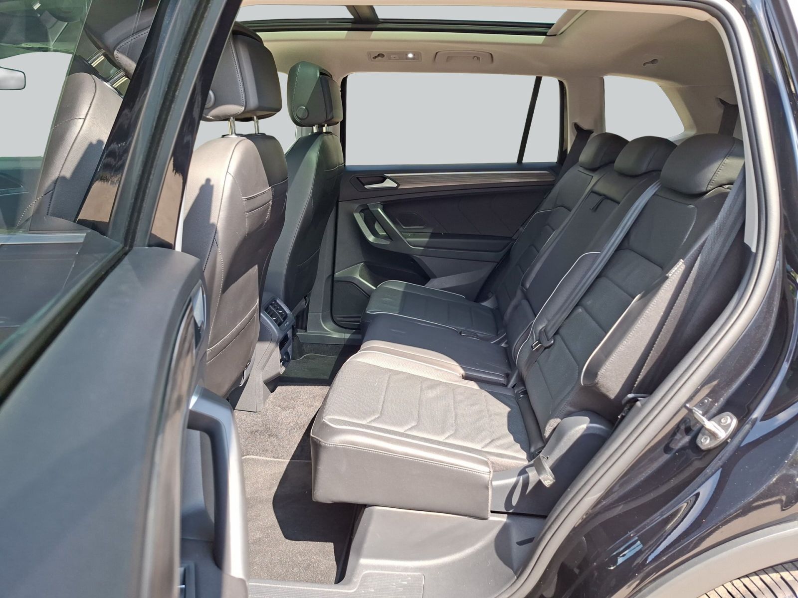 Volkswagen Tiguan Allspace 2.0 TSI 4Motion DSG Elegance 7-S foto 13