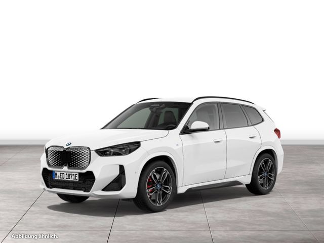 BMW iX1 xDrive30 M Sportpaket / Elektro