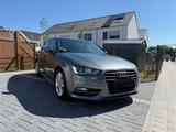 Audi A3 1.6 TDI ultra Attraction Attraction