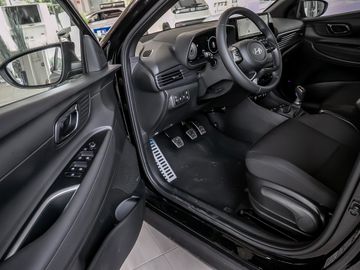 Hyundai Bayon 1.0 Blackline 2WD Kamera Navi BOSE