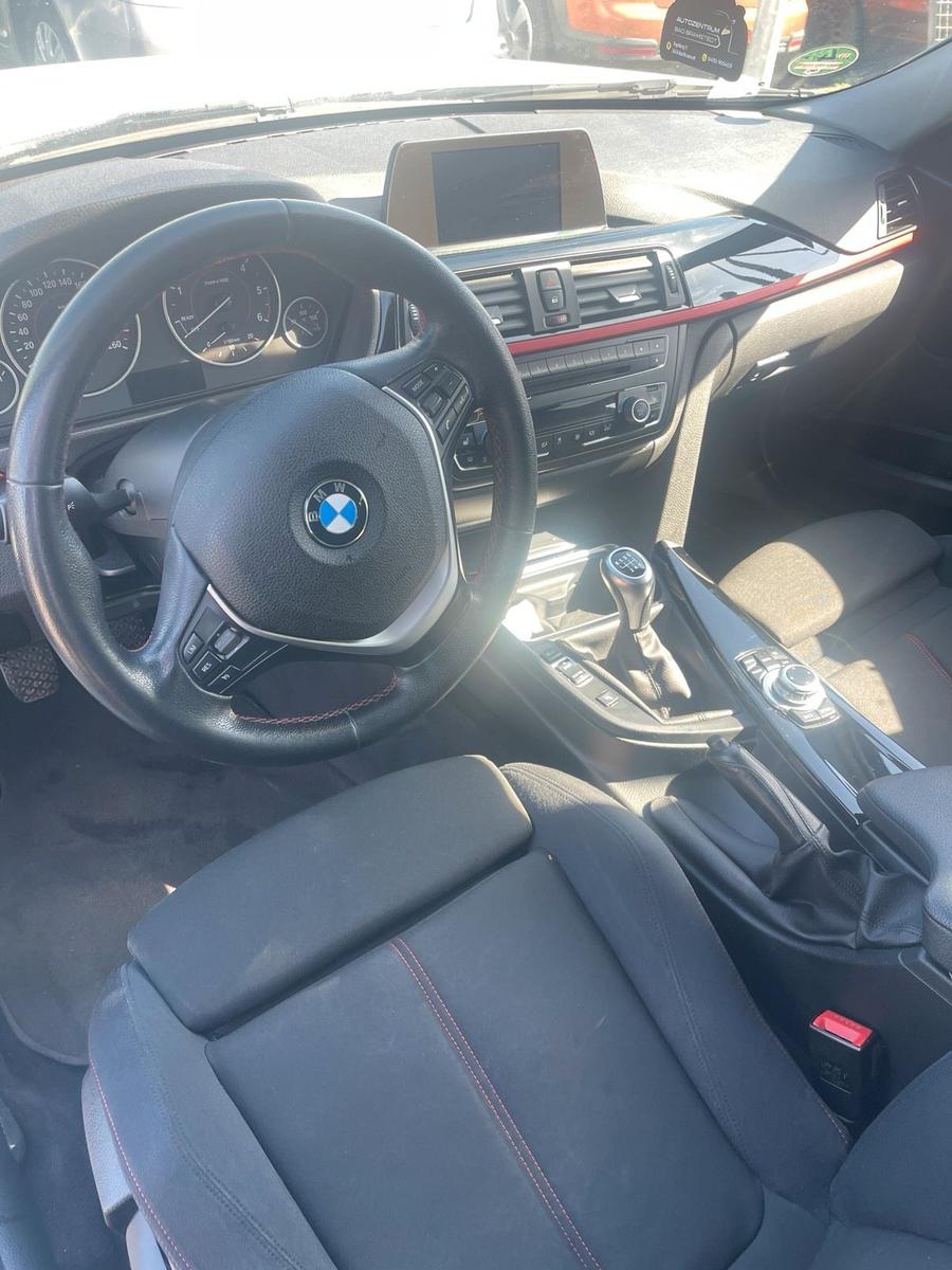 BMW 320 2014 — photo 5