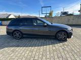 Mercedes-Benz C 300 d 4MATIC T Autom. - - Mercedes-Benz C 300 mit Diesel-Antrieb: Winterreifen, Kombi